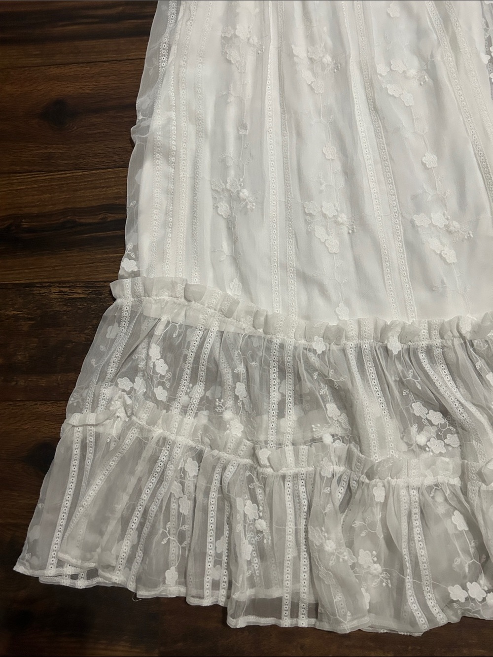 Aeom White Smocked Bodice Floral Embroidered Maxi Dress (NEW) - Picture 8 of 10